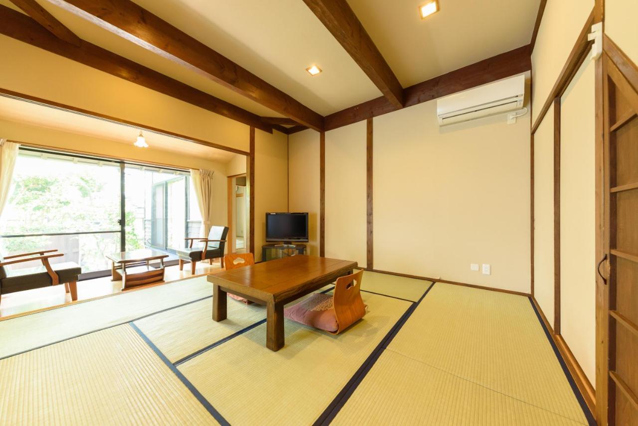 Yufuin Onsen Tsukanoma Ruang foto